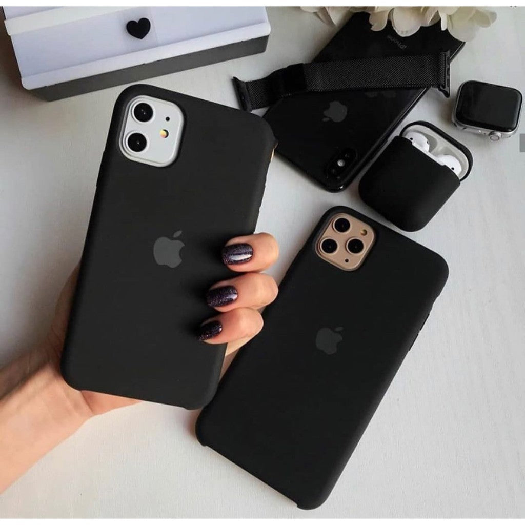 iPhone 11 Pro Max Silicone Case - Black - Apple